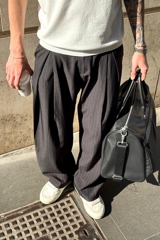 Pantalón elegante a rayas - Negro